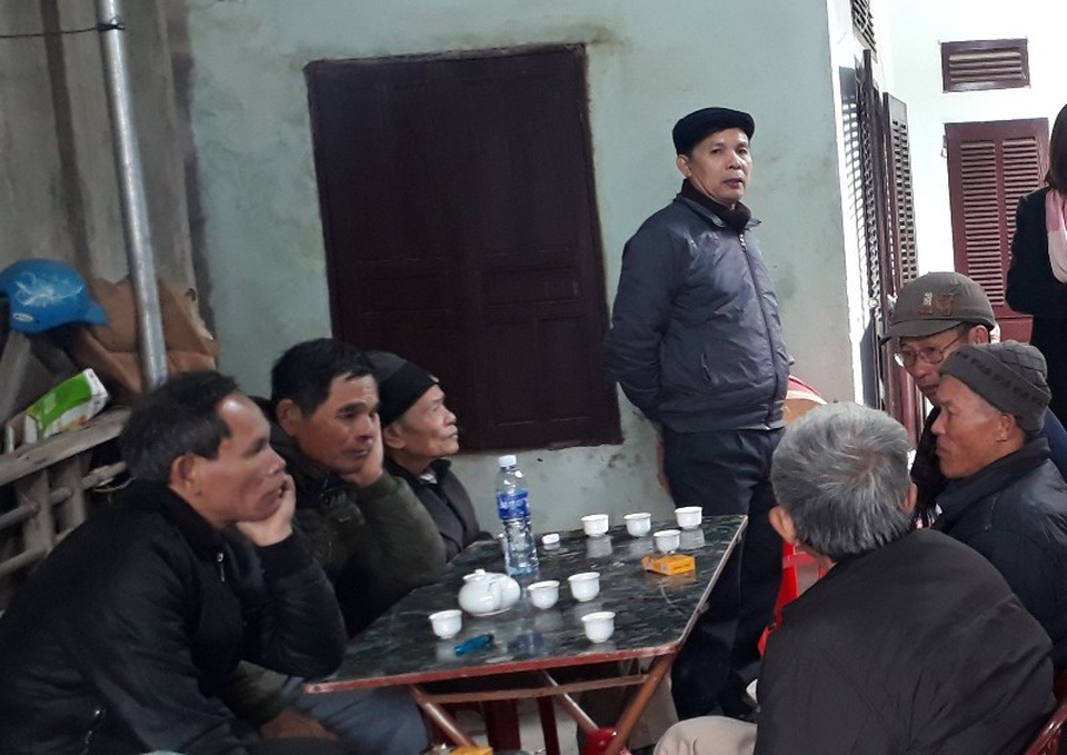 Không khí buồn đau hiện trên khuôn mặt của người dân nơi đây