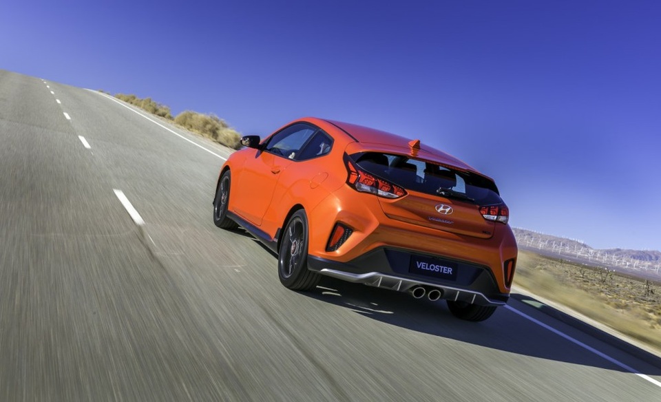 Hyundai Veloster thế hệ mới - Không bớt "dị" - 24