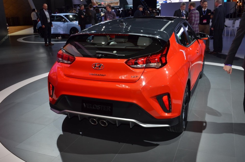 Hyundai Veloster thế hệ mới - Không bớt "dị" - 7