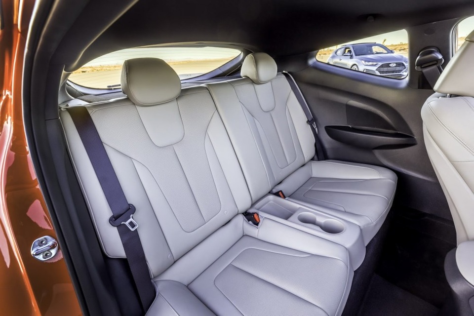 Hyundai Veloster thế hệ mới - Không bớt "dị" - 19