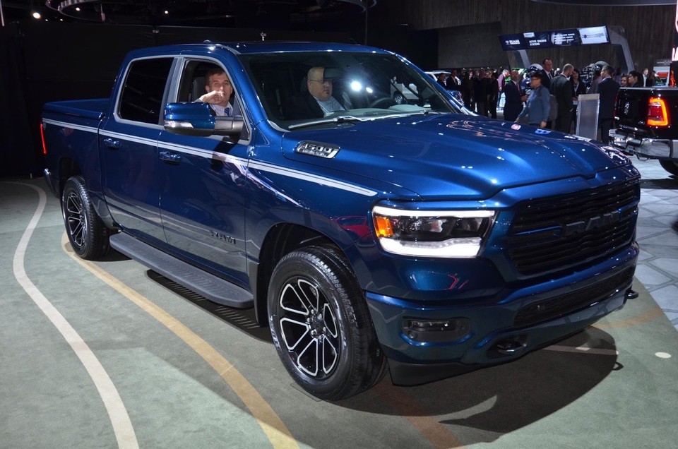 Tâm điểm Triển lãm ô tô Bắc Mỹ 2018: Xe bán tải - 4
Mẫu Ram 1500