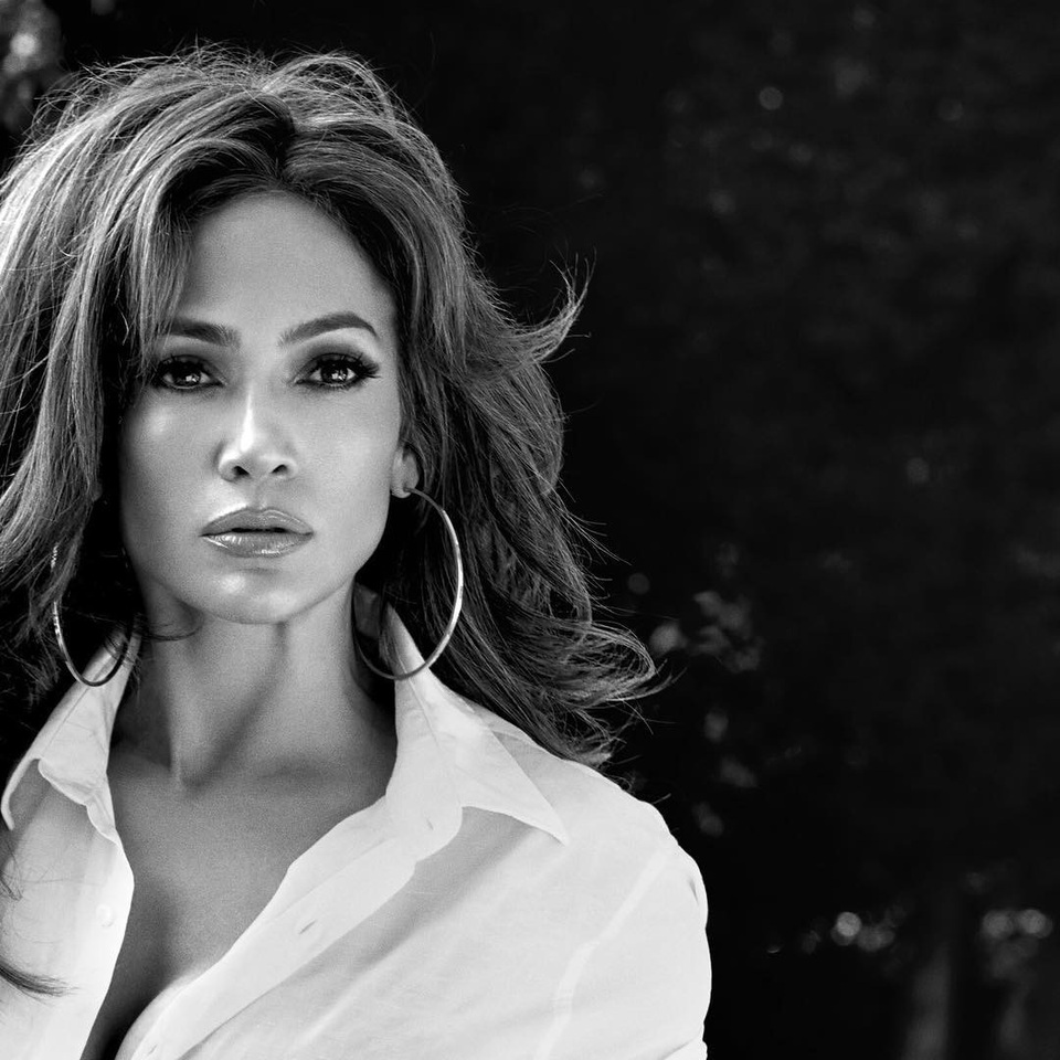 
Hạnh phúc trong tình yêu với bạn trai mới Alex Rodriguez dường như giúp Jen trẻ đẹp hơn
