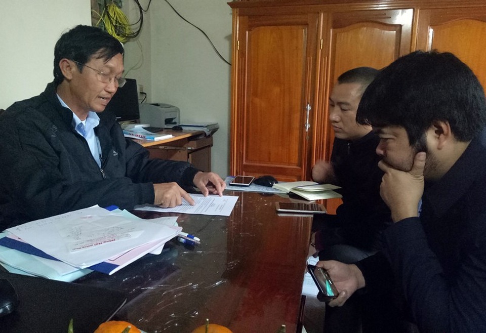 Nhóm thanh niên bịt mặt dẹp người dân: Nhà thầu thừa nhận có “người ngoài” vào công trường - 1 Ông Lê Hữu Lợi làm việc với PV Dân trí.