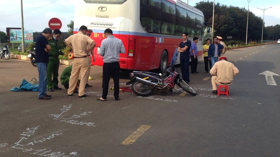 Hiện trường vụ tai nạn thương tâm