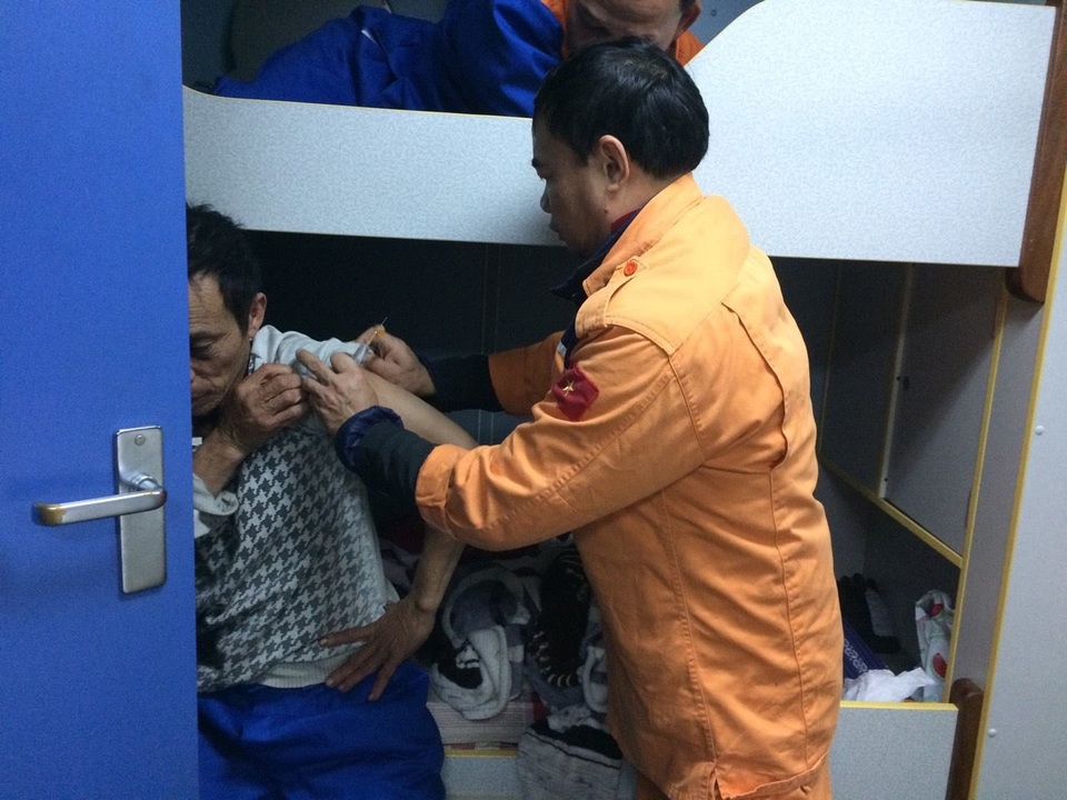 Vụ 15 thuyền viên mất tích: Huy động hàng trăm tàu cá tham gia tìm kiếm - 4 Vụ 15 thuyền viên mất tích: Huy động hàng trăm tàu cá tham gia tìm kiếm - 4