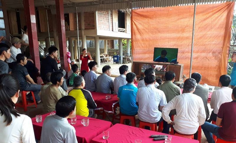 Hàng triệu người vỡ òa sau loạt đá luân lưu của U23 Việt Nam - 35 Hàng triệu người vỡ òa sau loạt đá luân lưu của U23 Việt Nam - 35