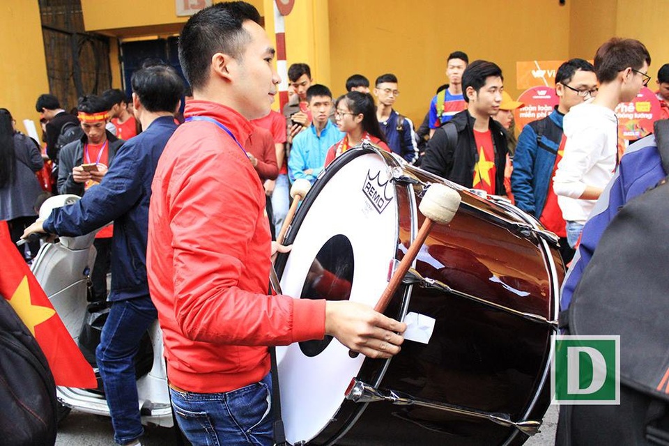 Hàng triệu người vỡ òa sau loạt đá luân lưu của U23 Việt Nam - 49 Hàng triệu người vỡ òa sau loạt đá luân lưu của U23 Việt Nam - 49