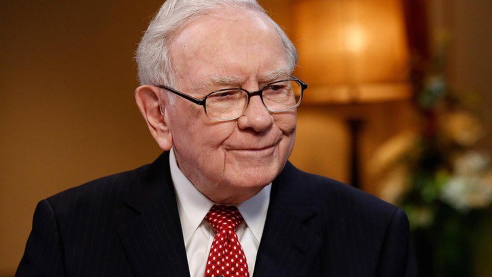 Warren Buffett: “Tiền nhiều gấp đôi không làm bạn hạnh phúc hơn” - 1
Tỷ phú Warren Buffett - Ảnh: CNBC.