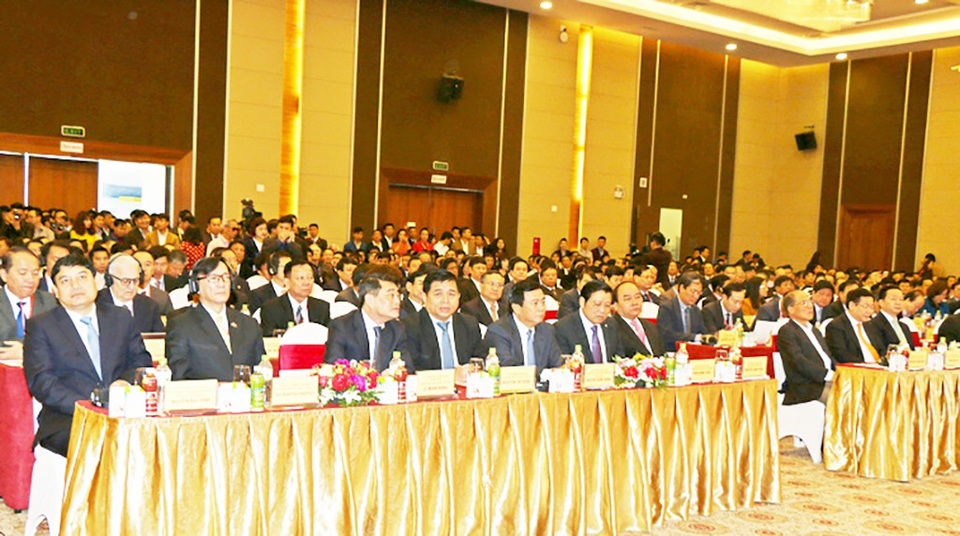Thủ tướng chủ trì hội nghị gặp mặt các nhà đầu tư tại Nghệ An - 2 Các đại biểu dự Hội nghị gặp mặt các nhà đầu tư lần thứ 10 - Xuân Mậu Tuất năm 2018.