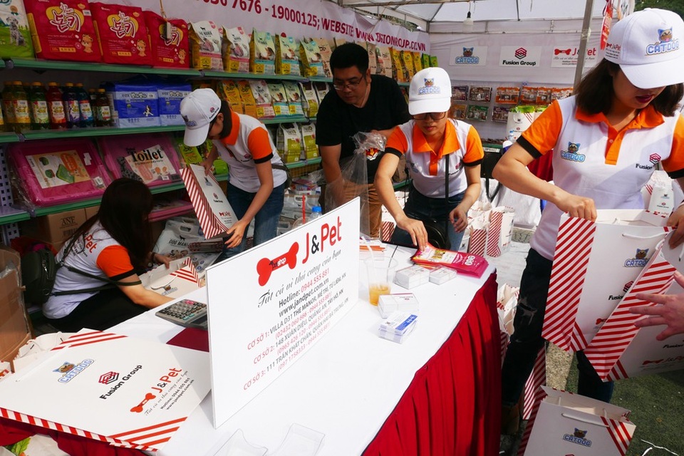 J&Pet Shop Hà Nội đồng hành cùng Cuộc thi chó đẹp 2018 - 2 J&Pet Shop Hà Nội đồng hành cùng Cuộc thi chó đẹp 2018 - 2