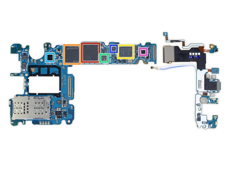 "Mổ xẻ" Galaxy S9+ sản xuất ở Việt Nam - 18
Màu đỏ là RAM 4GB của Samsung, màu cam là chip nhớ 64 GB UFS từ Toshiba...
