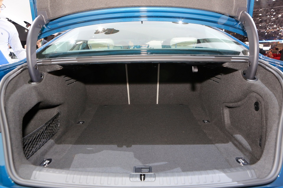 Audi A6 thế hệ mới - A8 thu nhỏ? - 13 Audi A6 thế hệ mới - A8 thu nhỏ? - 13