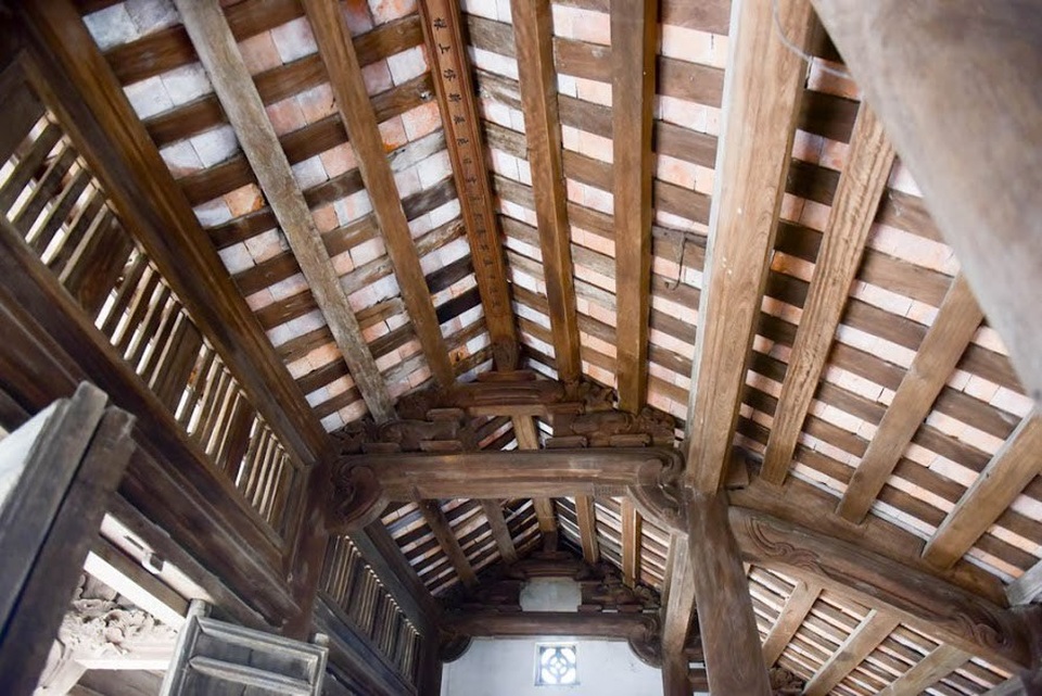 Chủ nhân tiếp theo của ngôi nhà là ông Trần Hữu Hòa, cháu cụ Cai Hậu. Đến năm 2007, UBND tỉnh Hà Nam quyết định lưu giữ ngôi nhà này nên đã thương thảo với bà Trần Thị Sâm (vợ ông Hòa) để mua lại với giá 700 triệu đồng. Trải qua nhiều đời chủ, nhưng kiến trúc ngôi nhà còn khá nguyên vẹn, tất cả được giữ nguyên cho đến hôm nay.