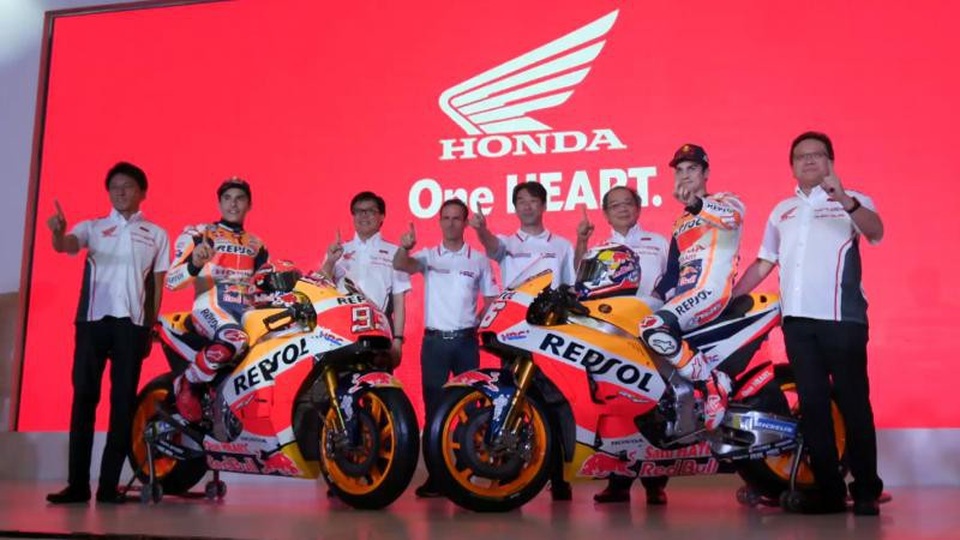 Repsol Honda Team trình làng xe đua Honda RC213V 2018 - 2 Repsol Honda Team trình làng xe đua Honda RC213V 2018 - 2