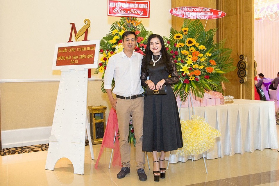 Hoa Hậu Trần Huyền Nhung ngồi ghế nóng cuộc thi sắc đẹp ngành sân khấu điện ảnh - 5 Hoa Hậu Trần Huyền Nhung ngồi ghế nóng cuộc thi sắc đẹp ngành sân khấu điện ảnh - 5
