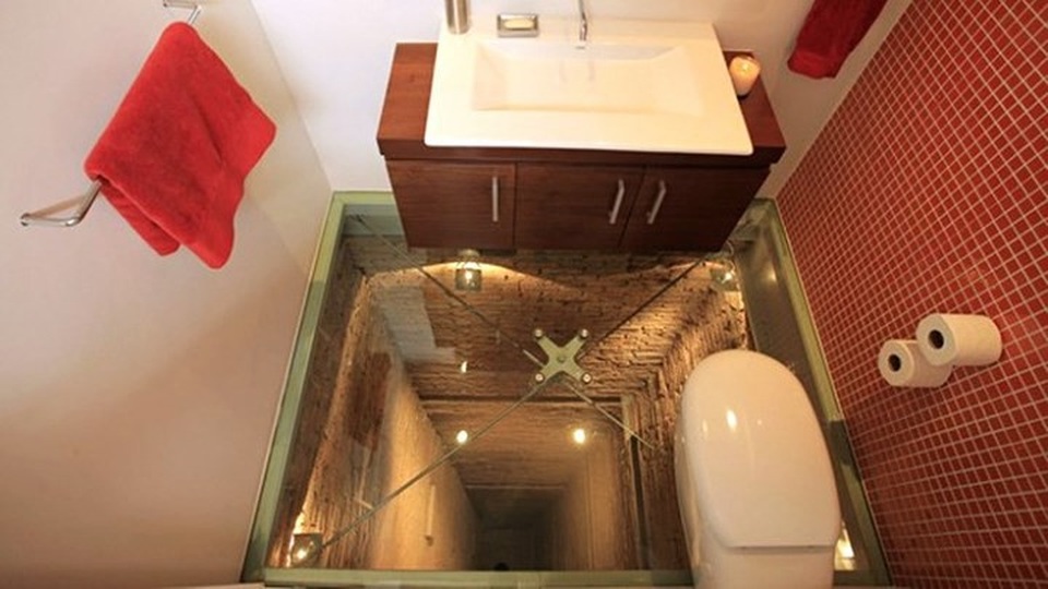 Muôn kiểu nhà WC dị nhất hành tinh - 10 Muôn kiểu nhà WC dị nhất hành tinh - 10