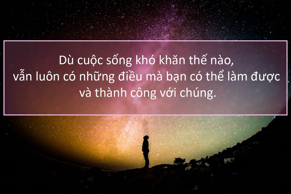Hawking đã chia sẻ lời khuyên này trong bài phát biểu tại lễ tốt nghiệp của các sinh viên trường Đại học Cambridge hồi năm 2012: “Điều quan trọng là bạn không từ bỏ”.