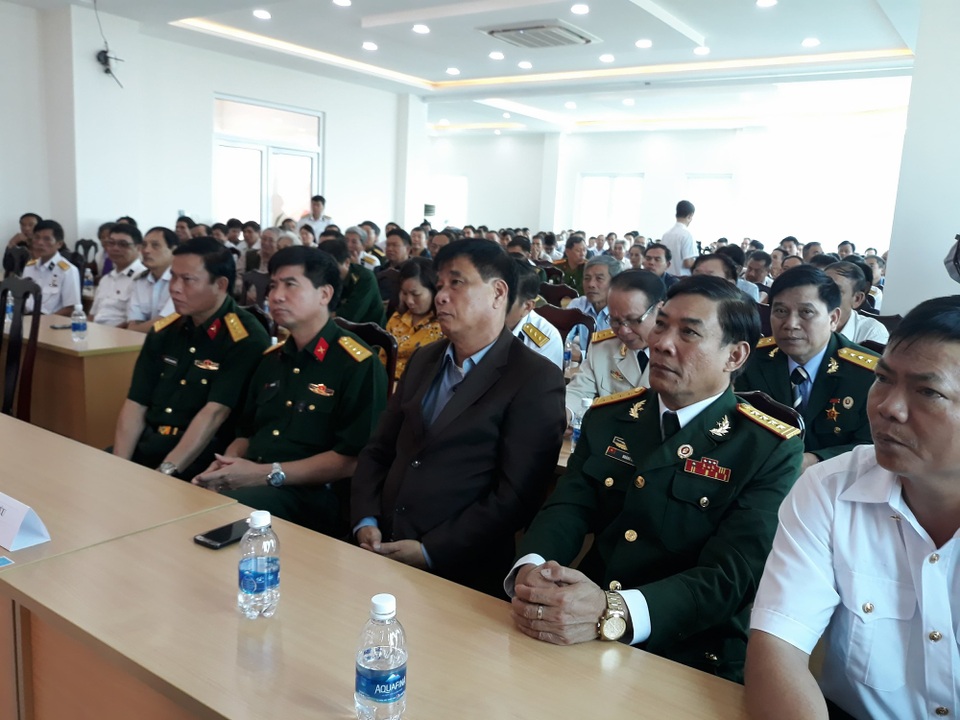 Gạc Ma - Không chỉ có bi thương và xót xa! - 2 Buổi lễ có sự tham gia của các cán bộ, chiến sĩ từng công tác, chiến đấu tại Trường Sa qua các thời kỳ và thân nhân của các liệt sĩ
