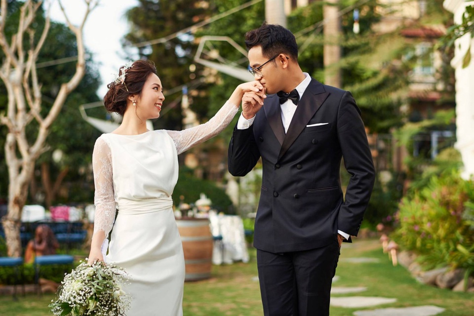 MC “Chúng tôi là chiến sĩ” kể chuyện tình trong bộ ảnh cưới ngọt ngào - 3 MC “Chúng tôi là chiến sĩ” kể chuyện tình trong bộ ảnh cưới ngọt ngào - 3