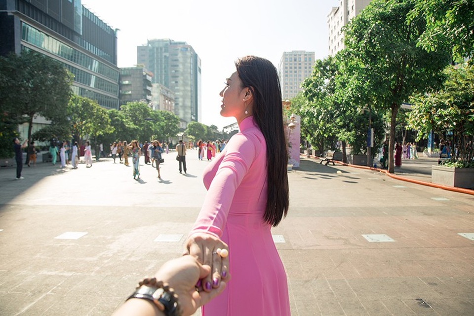 Người đẹp quân ngũ gây “sốt” với bộ ảnh quảng bá áo dài - 9