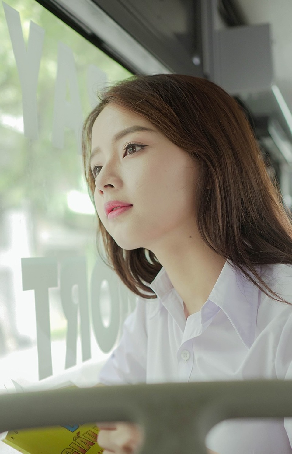 "Vẻ đẹp búp bê” của hot girl ảnh thẻ Hương Lê - 9 "Vẻ đẹp búp bê” của hot girl ảnh thẻ Hương Lê - 9