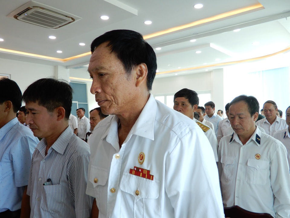 Gạc Ma - Không chỉ có bi thương và xót xa! - 1 Phút mặc niệm tưởng nhớ 64 chiến sĩ đã hy sinh tại đảo Gạc Ma 30 năm trước