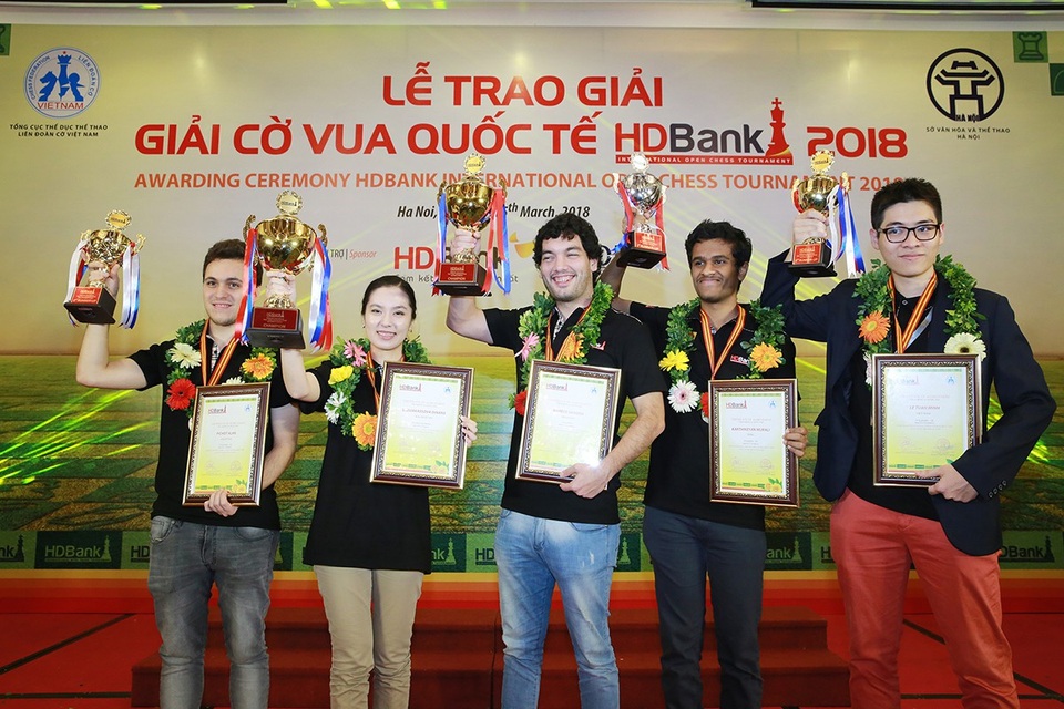 Đại kiện tướng Mareco Sando đoạt ngôi vô địch giải Cờ vua Quốc tế HDBank 2018 - 2
giải Cờ vua Quốc tế HDBank 2018 thành công tốt đẹp