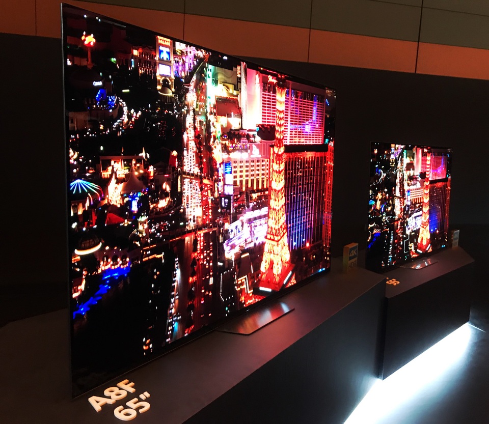 Sony nâng cấp phân khúc tầm trung với các dòng TV BRAVIA 2018 mới ra mắt - 4 Dòng OLED A8F thì vẫn nối tiếp những gì tinh tuý và thành công nhất mà một chiếc TV cao cấp của Sony có thể làm được.