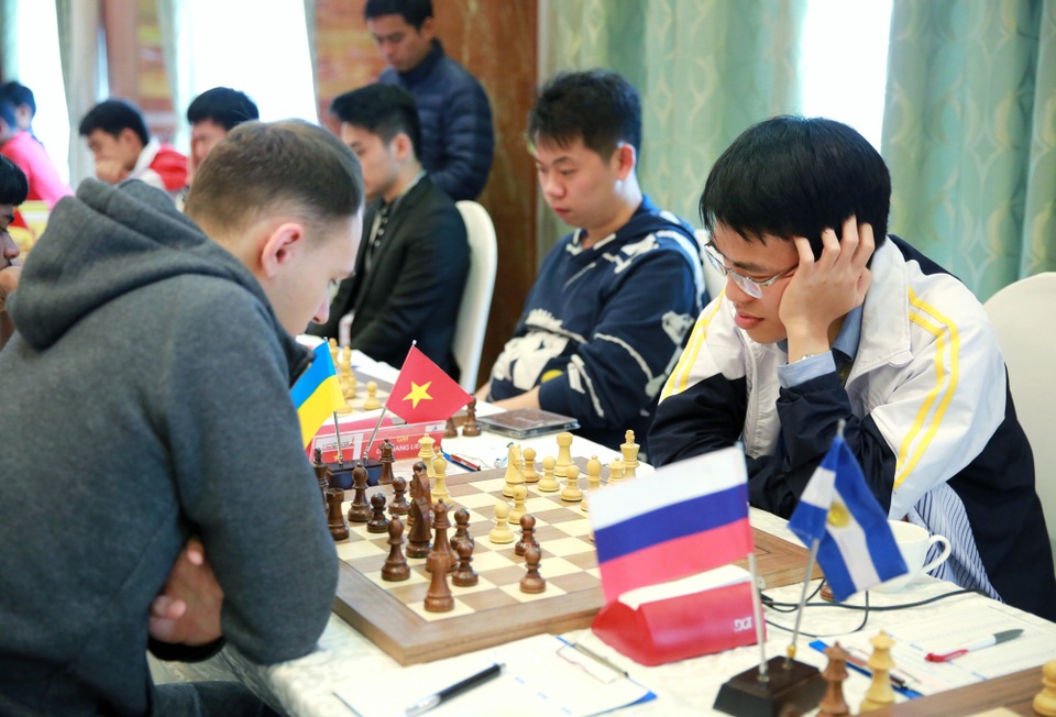 Kỳ thủ Argentina đăng quang giải cờ vua quốc tế 2018 - 2
Quang Liêm chỉ đứng ở vị trí thứ 6 chung cuộc
