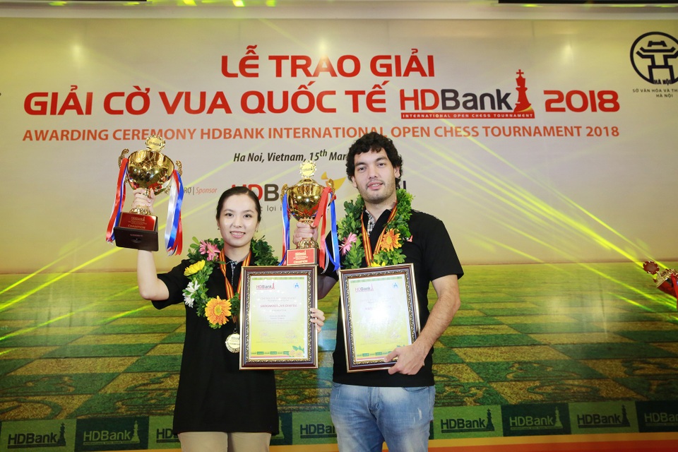 Đại kiện tướng Mareco Sando đoạt ngôi vô địch giải Cờ vua Quốc tế HDBank 2018 - 1 Đại kiện tướng Mareco Sando đoạt ngôi vô địch Giải Cờ vua Quốc tế HDBank 2018