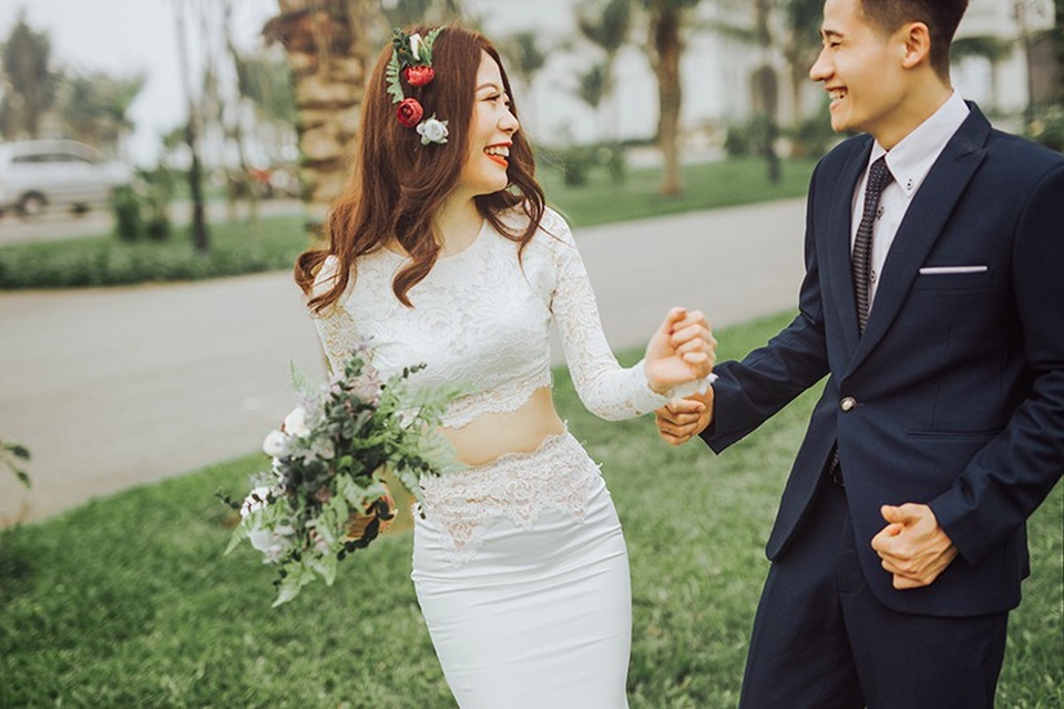 Chuyện cô gái Nhật Bản muốn làm dâu Hà Tĩnh - 5 Thời gian yêu nhau, Haruka đã hiểu biết thêm về đất nước, con người Việt Nam. Cô cảm thấy người Việt rất tốt bụng và thân thiện. Cô cũng đã tiếp xúc với những người thân của Hữu Kỳ và cảm thấy gần gũi. Do vậy, Haruka muốn về Việt Nam sinh sống, làm dâu.