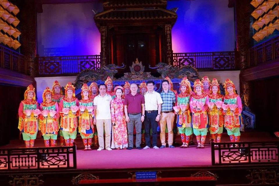 HLV Park Hang Seo thích thú tham quan Đại Nội Huế - 14 HLV Park Hang Seo thích thú tham quan Đại Nội Huế - 14