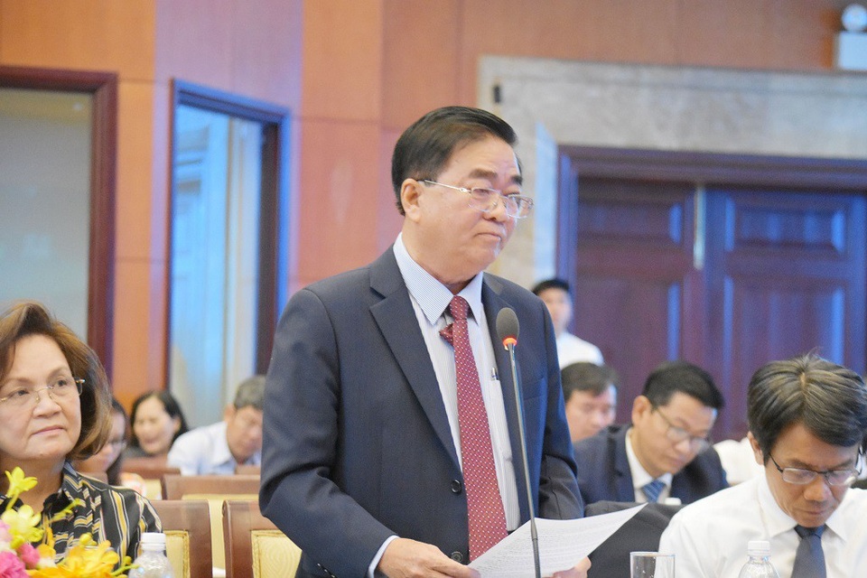 TPHCM cam kết thanh kiểm tra doanh nghiệp duy nhất một lần trong năm - 3 Phó Chủ tịch Hiệp hội Doanh nghiệp TPHCM Nguyễn Xuân Hàn mong thành phố tạo điều kiện cho các doanh nghiệp tham gia nhiều hơn vào các dự án đầu tư công, sử dụng vốn ODA