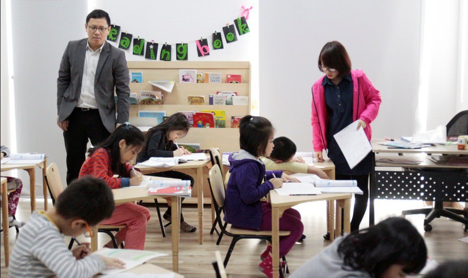 Để học sinh say mê học tập: Đó là nghệ thuật - 3 PGS Lê Anh Vinh đưa ra những thay đổi cho một giờ học Toán của tiểu học ở Hà Nội