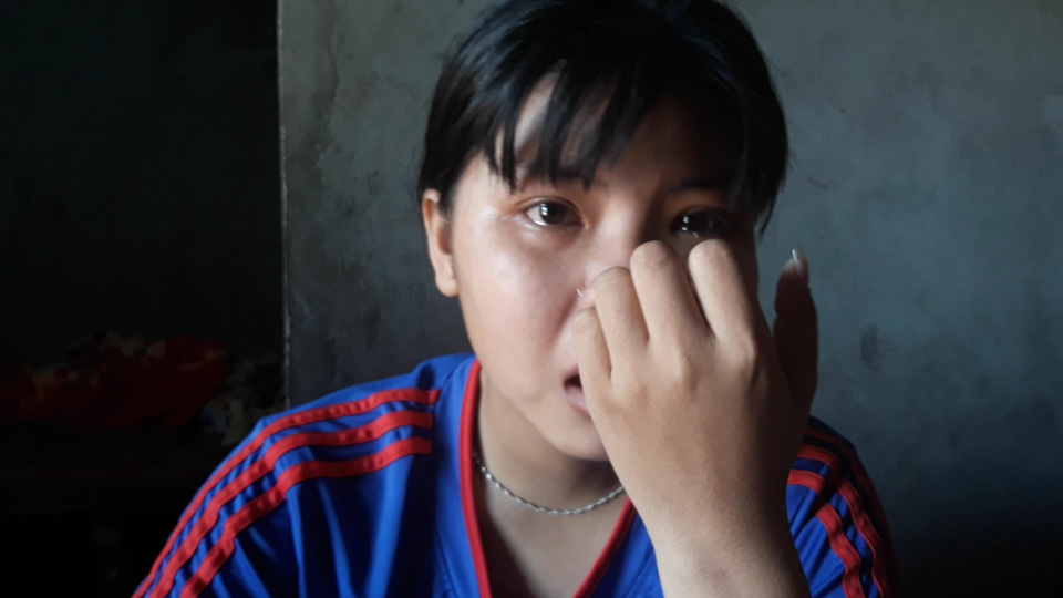 Nữ sinh 8 năm chống chọi với bệnh tật mong có tiền phẫu thuật khối u trên mặt - 6 Nữ sinh 8 năm chống chọi với bệnh tật mong có tiền phẫu thuật khối u trên mặt - 6