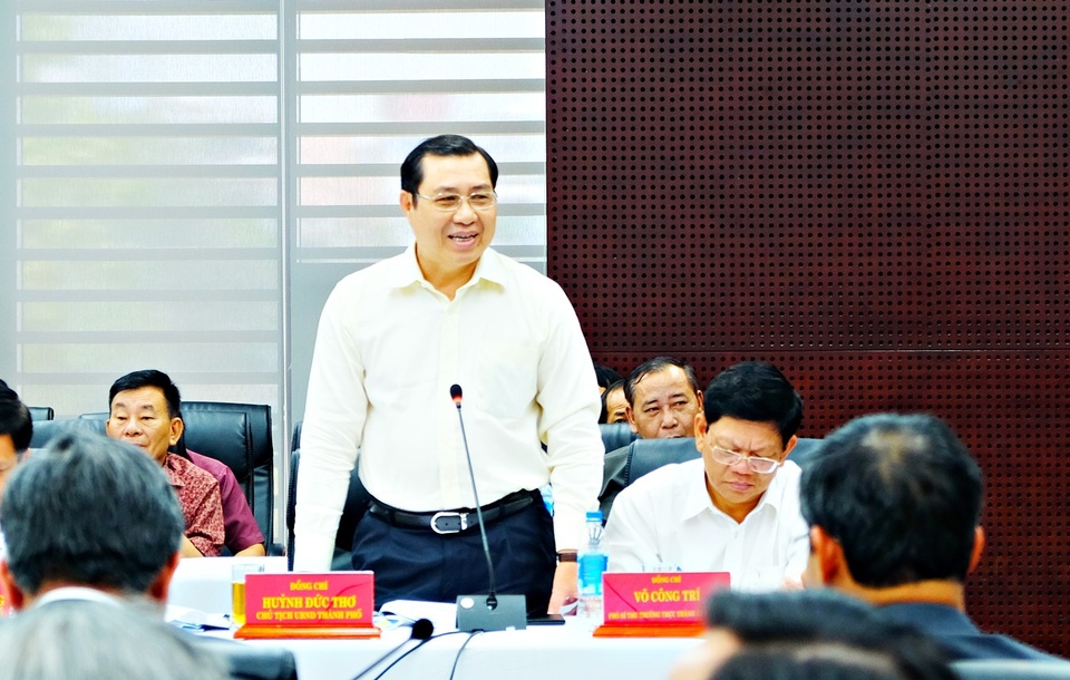 
Ông Huỳnh Đức Thơ - Chủ tịch UBND TP. Đà Nẵng chia sẻ, thành phố không tiếc tiền để mời chuyên gia tư vấn hoạch định chính sách, quy hoạch chung
