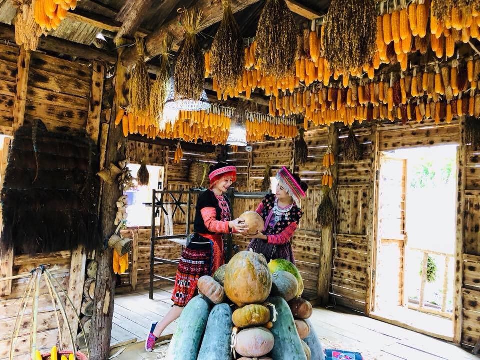 Nét hấp dẫn của bản người dân tộc Mông Cát Cát (Sa Pa ) - Ảnh Phạm Ngọc Triển