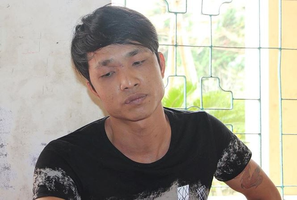 Nhân viên bệnh viện đang mang bầu bị bệnh nhân tấn công - 2 Đối tượng Duẩn bị cơ quan cảnh sát điều tra CA huyện Yên Thành khởi tố về tội: Gây rối trật tự nơi công cộng.
