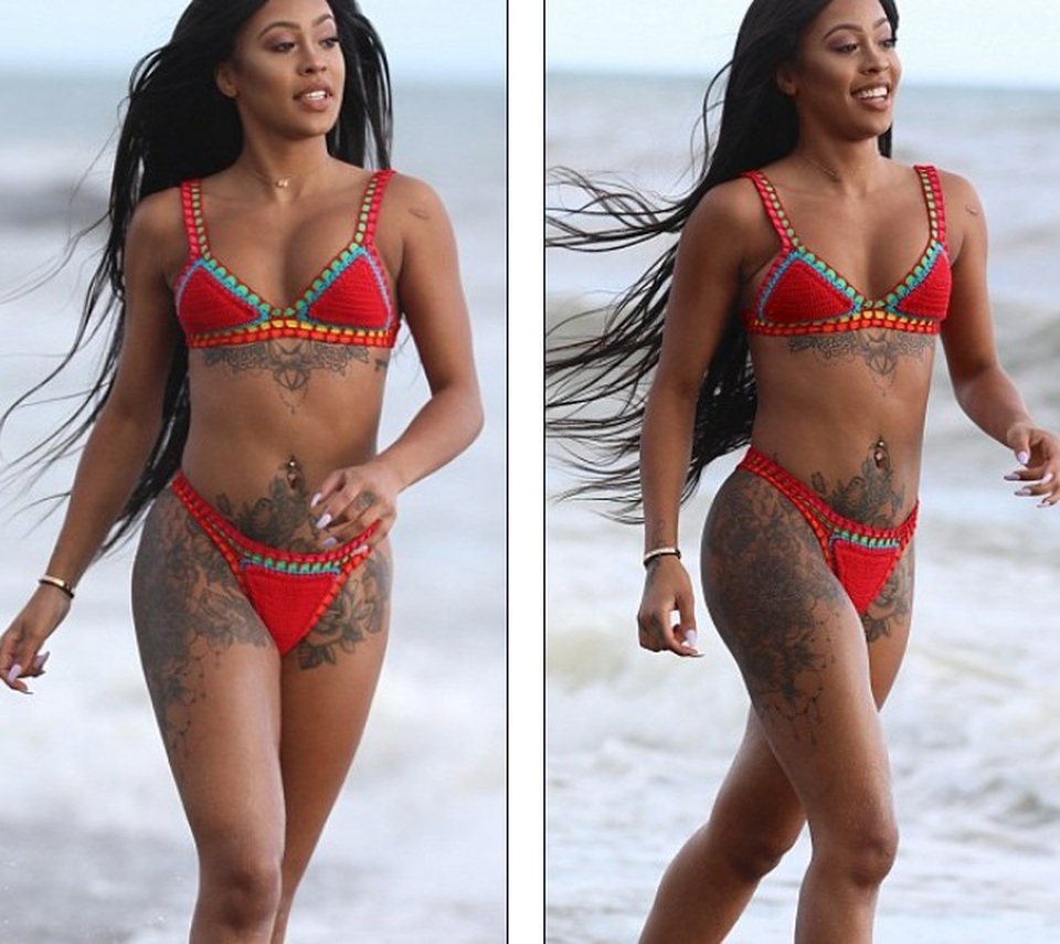 
Mettisse cũng là hot girl trên mạng xã hội với những clip hướng dẫn tập gym rất thu hút.
