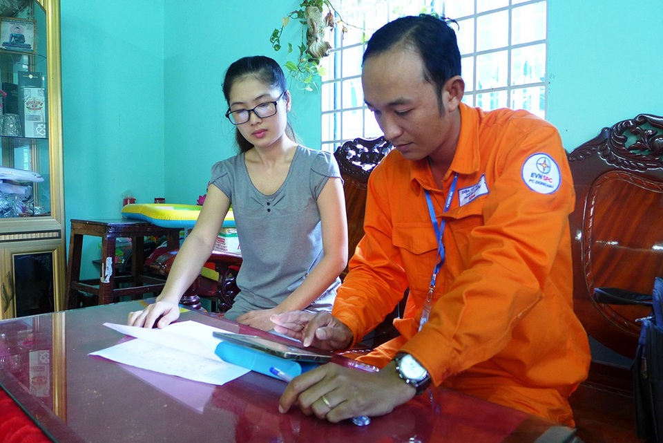 Tổng công ty Điện lực miền Nam: Thay đổi để hài lòng "thượng đế" - 3 Tổng công ty Điện lực miền Nam: Thay đổi để hài lòng "thượng đế" - 3