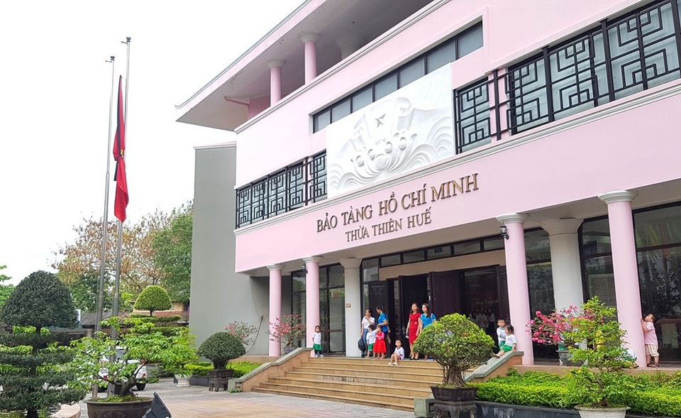 Cả nước treo cờ rủ vĩnh biệt nguyên Thủ tướng Phan Văn Khải - 15 Cả nước treo cờ rủ vĩnh biệt nguyên Thủ tướng Phan Văn Khải - 15