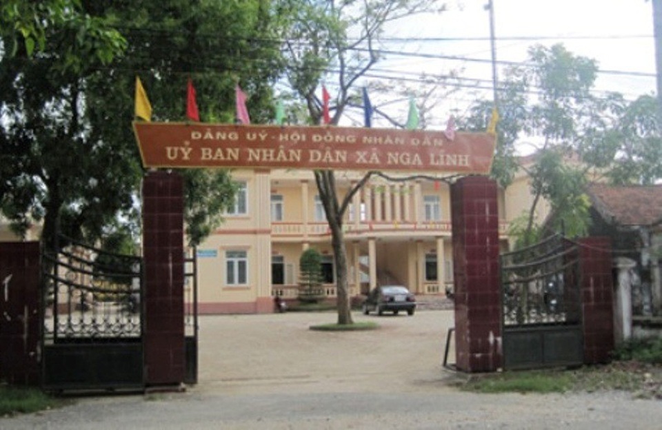 Phó Chủ tịch HĐND xã bị cách chức vì dùng bằng giả - 1 Ủy viên Ban Thường vụ Đảng ủy - Phó Chủ tịch HĐND xã Nga Lĩnh bị cách chức vì dùng bằng giả