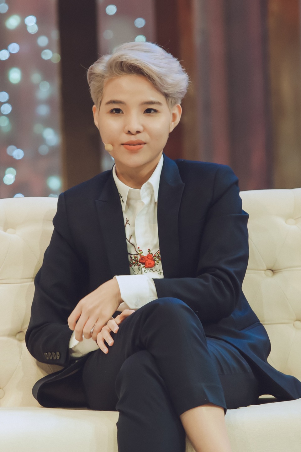 Vũ Cát Tường tiết lộ đã có người yêu, không muốn bị soi giới tính - 2 Ở thời điểm hiện tại, khi mọi khó khăn hầu như nhường chỗ cho sự thuận lợi và hạnh phúc, Vũ Cát Tường thừa nhận cô đã có đủ mọi thứ trong công thức hạnh phúc.