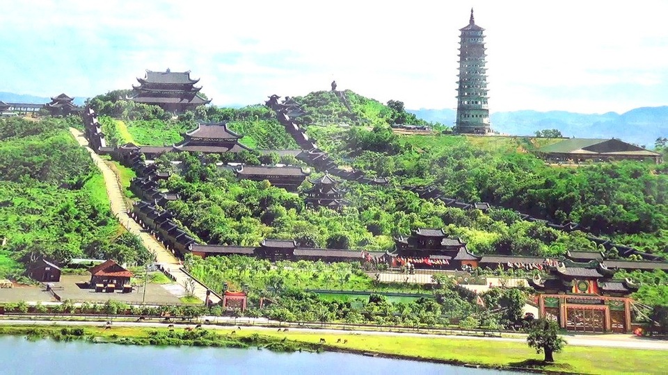 "Đại gia" Xuân Trường, người đứng sau hàng loạt “siêu dự án” tâm linh - 2 Khu du lịch Tràng An - Chùa Bái Đính nổi tiếng trong và ngoài nước