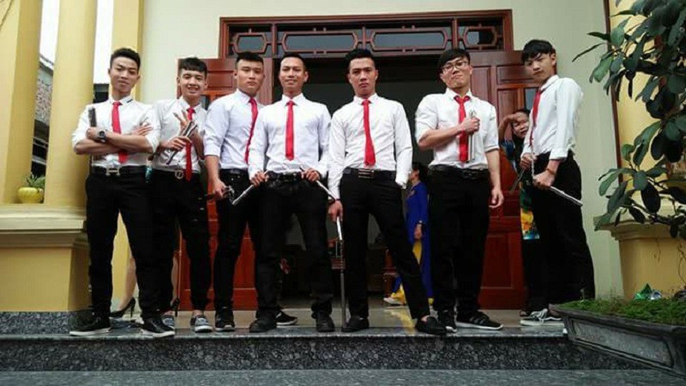 Chú rể trổ tài múa côn trong đám cưới gây "sốt" mạng - 2 Câu lạc bộ múa côn do anh Duy Thành làm chủ nhiệm