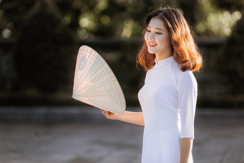 Thiếu nữ xứ Nghệ duyên dáng trong bộ ảnh chia tay tuổi học trò - 9 Thiếu nữ xứ Nghệ duyên dáng trong bộ ảnh chia tay tuổi học trò - 9