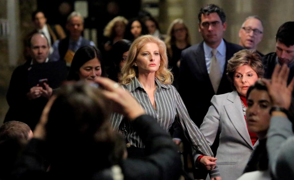 Bà Summer Zervos rời tòa án ở New York hồi tháng 12/2017 (Ảnh: Reuters)