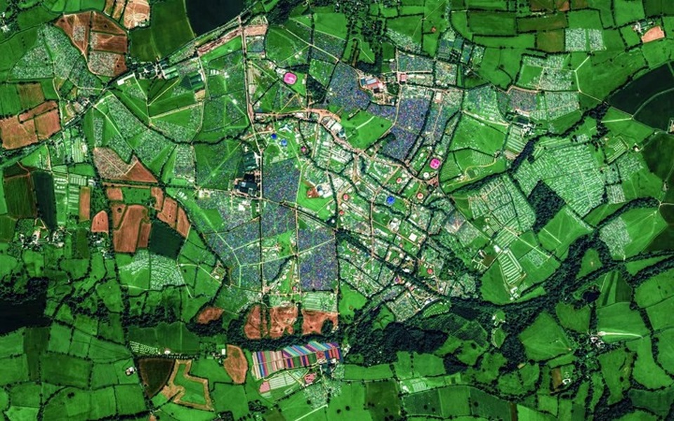 Ngỡ ngàng với những bức ảnh vệ tinh cực kỳ ấn tượng - 13 Ngỡ ngàng với những bức ảnh vệ tinh cực kỳ ấn tượng - 13