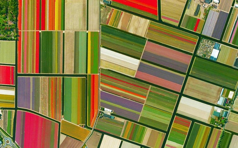 Ngỡ ngàng với những bức ảnh vệ tinh cực kỳ ấn tượng - 16 Ngỡ ngàng với những bức ảnh vệ tinh cực kỳ ấn tượng - 16