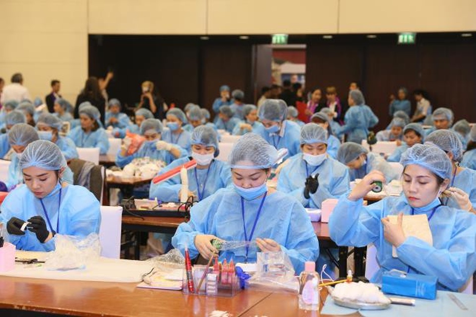 Khai mạc Đại hội Thẩm mỹ Quốc tế lần đầu tiên tại Việt Nam - 3
Tổng giá trị giải thưởng trong Chương trình Giao lưu thế hiện tay nghề có giá trị lên đến 800.000.000 VNĐ.